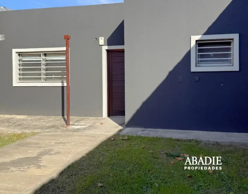 Casa en Venta-Alberdi 1272 - Imagen 1
