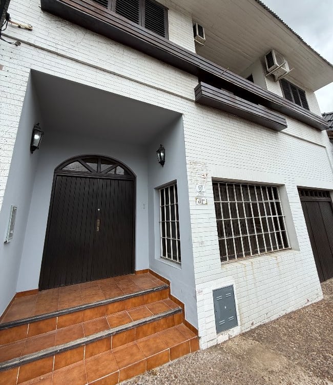 IMPORTANTE CASA EN ALQUILER GÜEMES 612  - Imagen 1