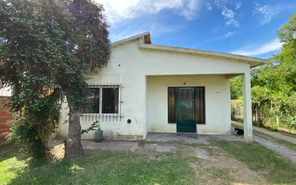 Casa con Parque en Venta J.Fernandez 232 San Jacinto - Imagen 1