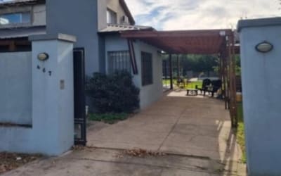 Casa en Venta -L. Echeverría 467   Los Pioneros 