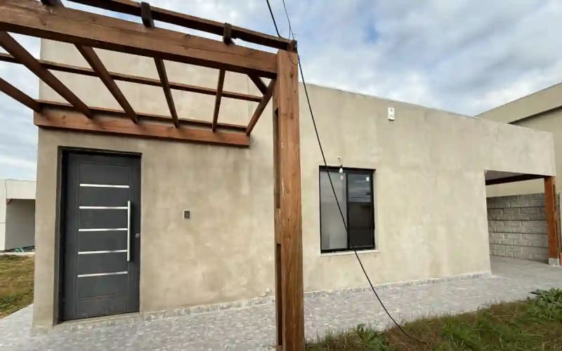 Casa en Venta a ESTRENAR -Los Ciruelos N°52- El Portal de la Avenida