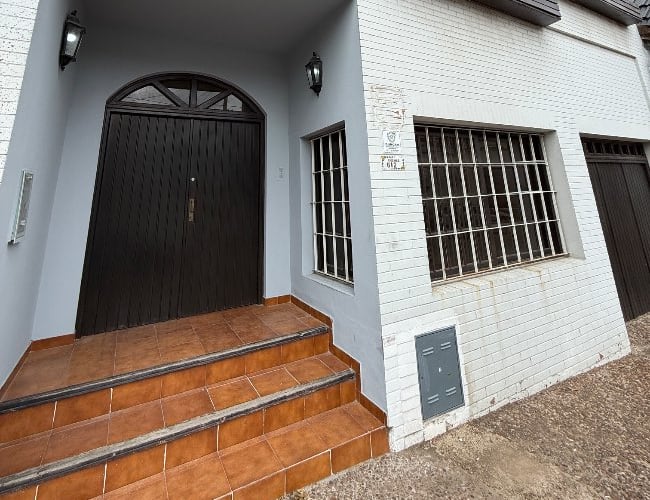IMPORTANTE CASA EN ALQUILER GÜEMES 612 